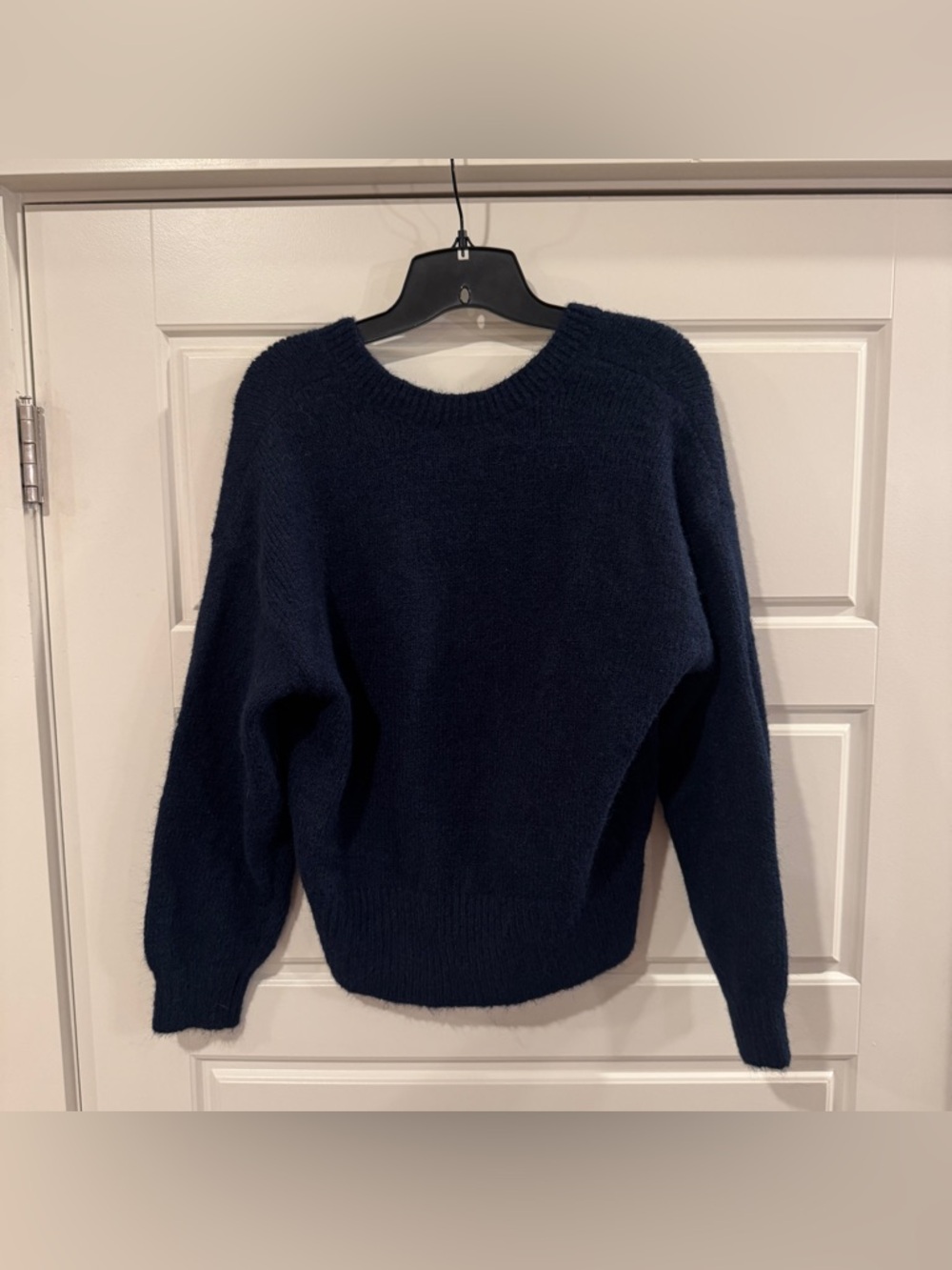 LOFT Ribtrim Relaxed V-Neck Sweater Navy Blue Women’s Size XS New - Picture 2 of 6